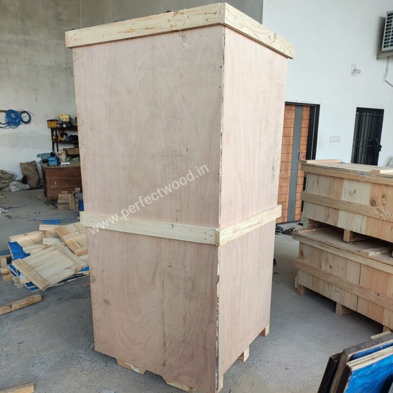 Plywood and pinewood box