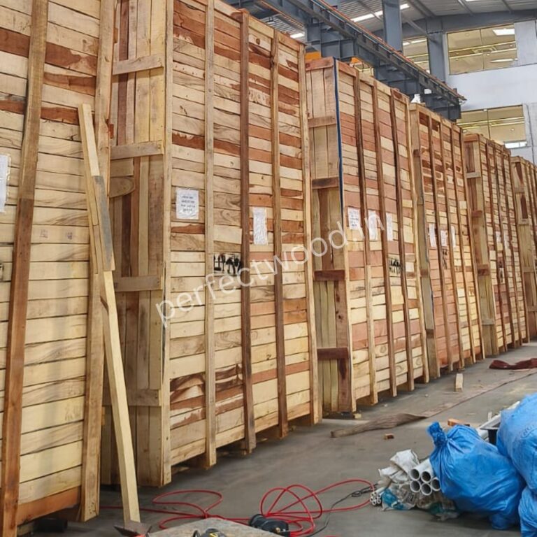 Heavyduty wooden box