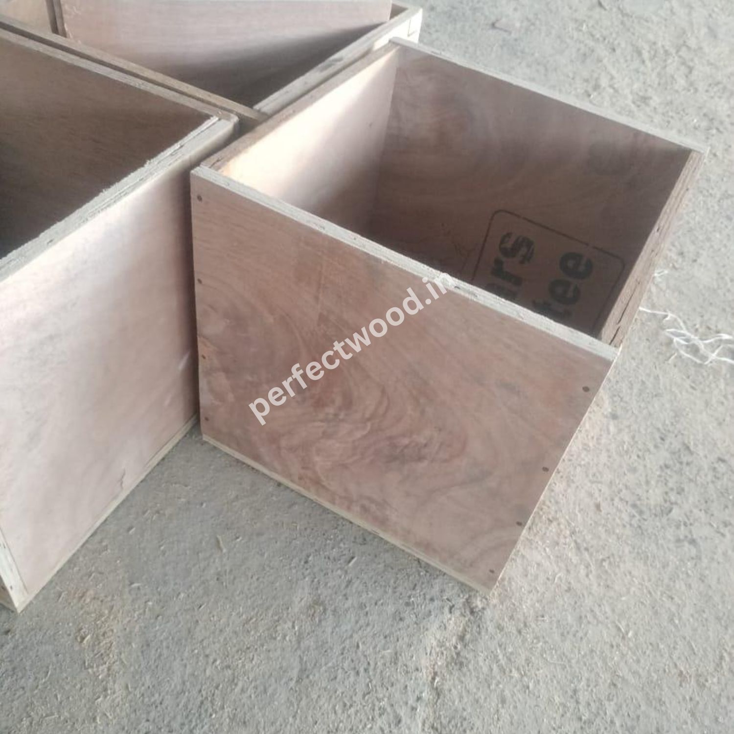 Airworthy wooden packing